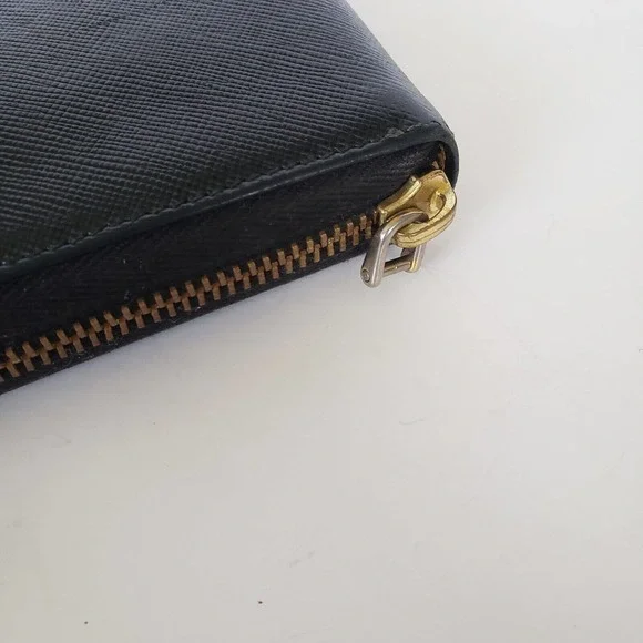Prada Long Wallet Leather Zipper Black Zip Around Italy Continental Logo Clutch - Picture 4 of 13